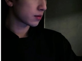 xqcbb_10 live webcam thumbnail