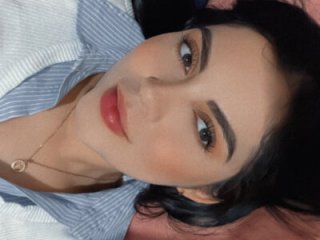 XxsarawxX live webcam thumbnail