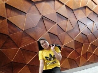 xxHOTIRINAxx live webcam thumbnail