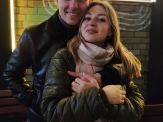 xx_sweety_couple_xx live webcam thumbnail