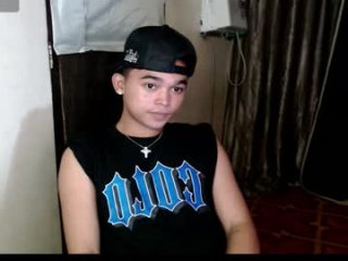 xxasiankurt live webcam thumbnail
