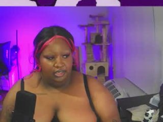 xxmoniquestarrxx live webcam thumbnail