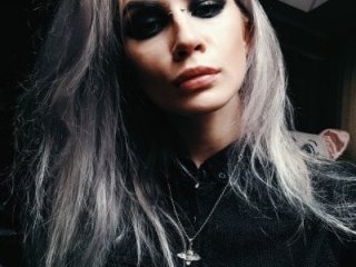xxxcharismaaa live webcam thumbnail