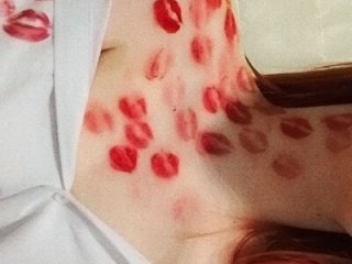 xxxnaughtyfoxyxxx live webcam thumbnail