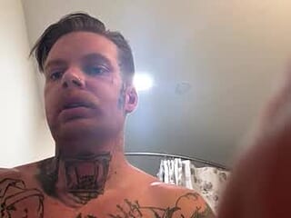 xxxredxxs live webcam thumbnail
