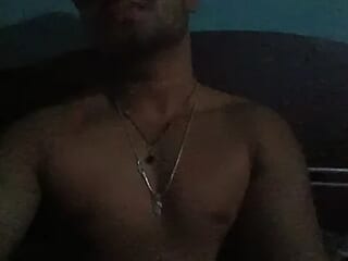 YASH_AND_DIAGO_COUPLE live webcam thumbnail