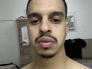 Yassin_ksa live webcam thumbnail