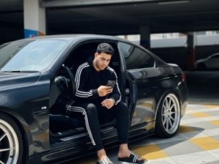 YawlingJingoist live webcam thumbnail