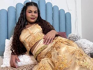 yaazhinii live webcam thumbnail