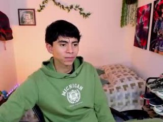 yaiden_11 live webcam thumbnail