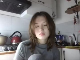 yanverfaille live webcam thumbnail