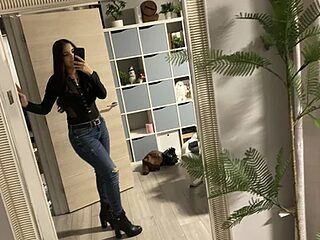 yara4u live webcam thumbnail