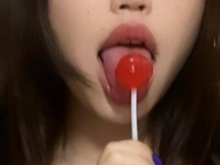 Yena-little live webcam thumbnail