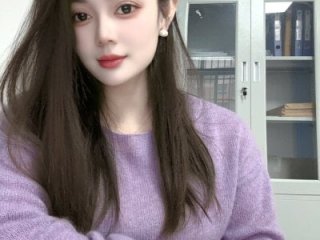 Yesenia- live webcam thumbnail