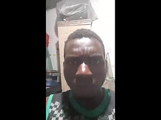 yeye4973 live webcam thumbnail
