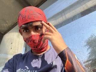 yheeboi live webcam thumbnail