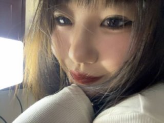 YiYi-12138 live webcam thumbnail