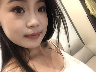YiYi5520 live webcam thumbnail