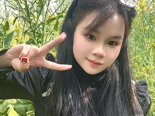 yingzi003 live webcam thumbnail