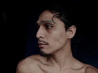 Yohendy_18 live webcam thumbnail