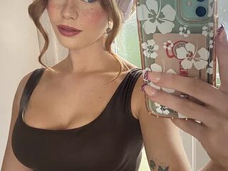 Young_Lizzie live webcam thumbnail