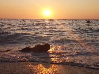 YoungforOld32 live webcam thumbnail