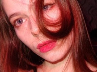 YourLittleElfie live webcam thumbnail
