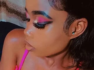 Your_Mistress1 live webcam thumbnail