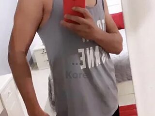 Your_best_licker1 live webcam thumbnail