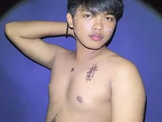 Yourasian_ken live webcam thumbnail