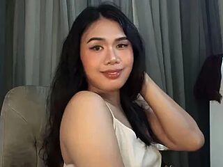 Yourgorgeousmarge live webcam thumbnail