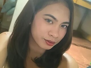 YourladyLia_ live webcam thumbnail