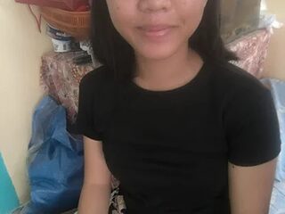 Yours_AsianPinayGirl18 live webcam thumbnail