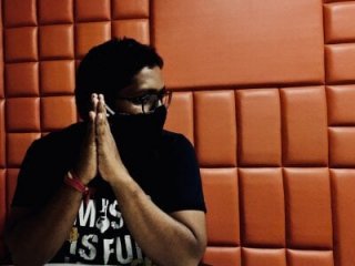 Yours_Teluguboii live webcam thumbnail