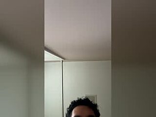yodog242 live webcam thumbnail