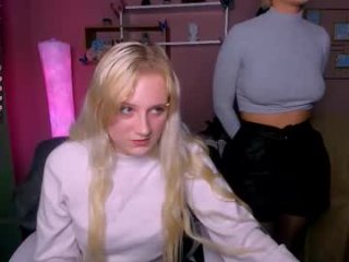 your_bunny12 live webcam thumbnail