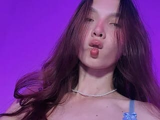 yourcamilleee live webcam thumbnail