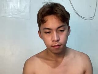 yourcummer_april live webcam thumbnail