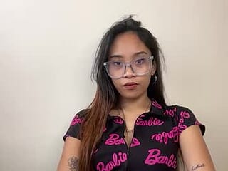 yourlaylia live webcam thumbnail