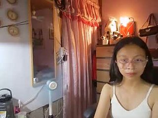 yourshy_cess live webcam thumbnail