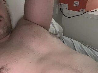 Yqhebebbebef live webcam thumbnail