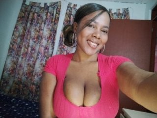 yselahot live webcam thumbnail