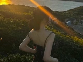 Yueer-2026 live webcam thumbnail