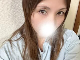 Yukari_0012 live webcam thumbnail