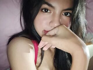 YukikoSchaefers live webcam thumbnail