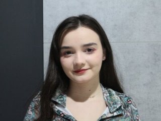 YunaaHaruno live webcam thumbnail