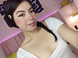 Zafiiroo__1 live webcam thumbnail