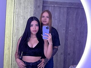Zafiro_n_amber live webcam thumbnail