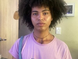 Zaira_sofiaa live webcam thumbnail