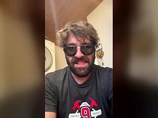 zachary0rivard live webcam thumbnail